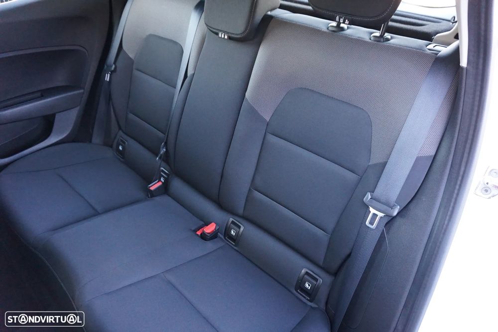 Renault Clio BLUE dCi 85 EXPERIENCE - 17