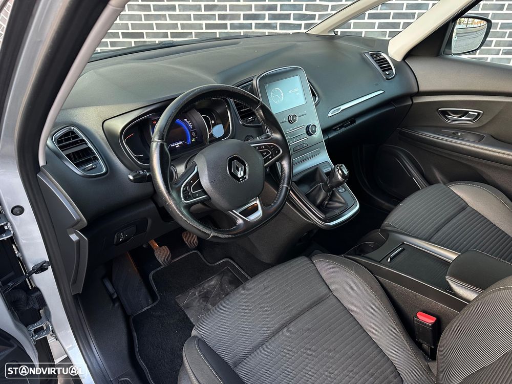 Renault Grand Scénic - 11