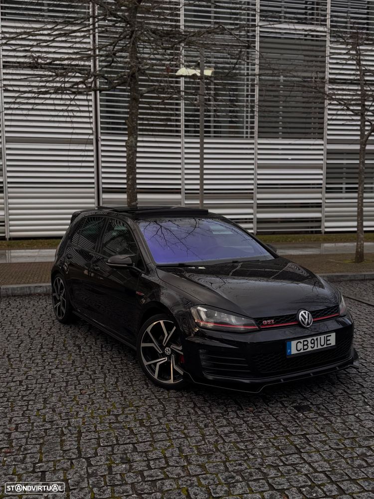 VW Golf 2.0 TSi GTi DSG Performance - 2