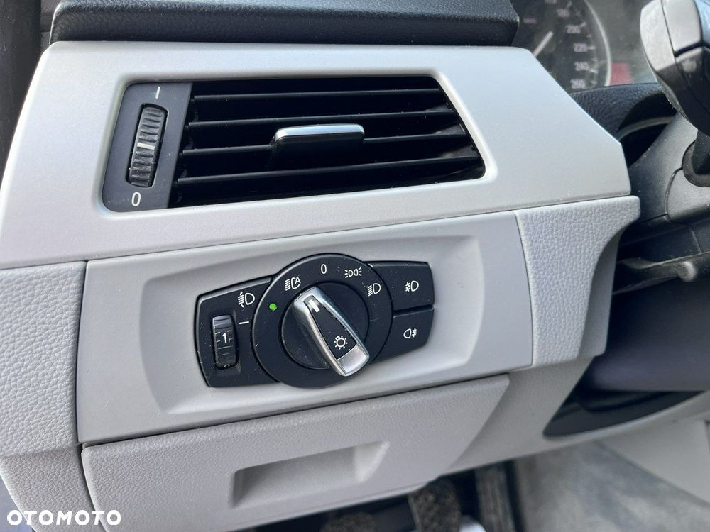 BMW Seria 3 - 16