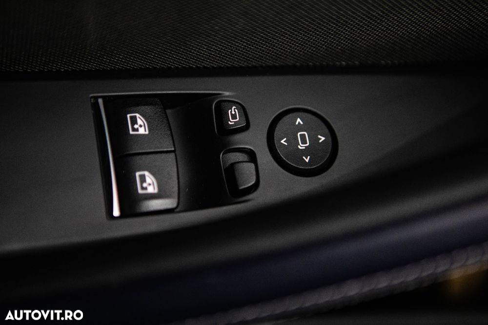 BMW Seria 8 840d xDrive - 29