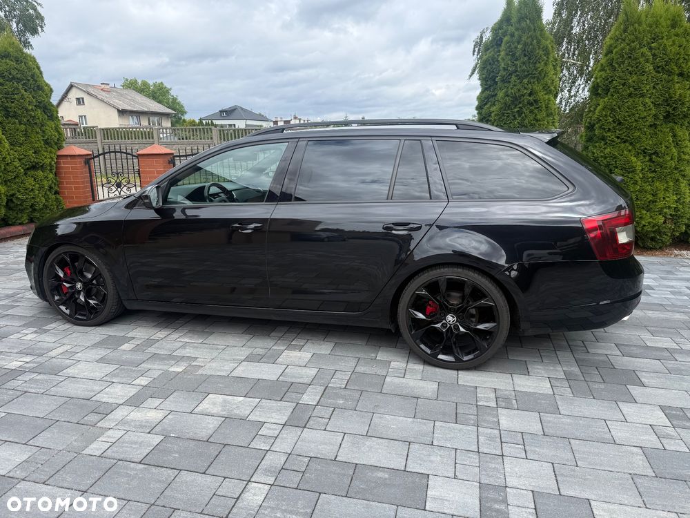 Skoda Octavia 2.0 TDI DSG RS - 14