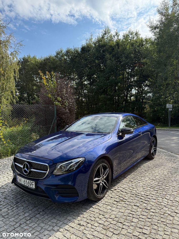 Mercedes-Benz Klasa E 220 d Coupe 4-Matic 9G-TRONIC - 1