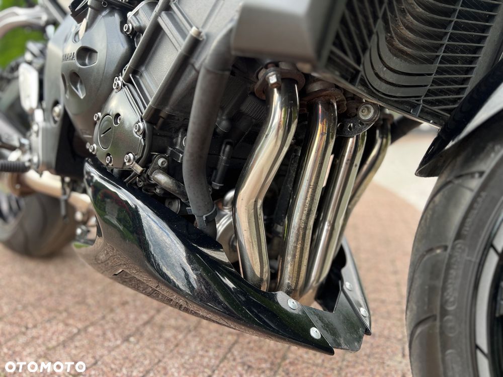 Yamaha FZ - 6