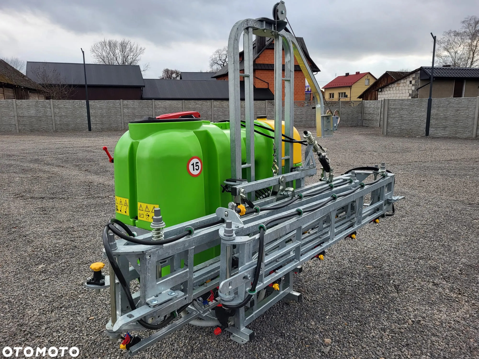 Opryskiwacz zawieszany/TOLMET/Model: KLARA/200l- 1200 l/szerokość lanc: 6m -18m/ZBIORNIK DO MYCIA RĄK/ ZBIORNIK DO MYCIA UKŁADU/ DARMOWY TRANSPORT - 12