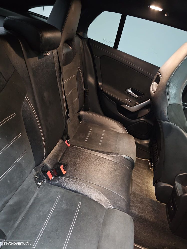 Mercedes-Benz CLA 250 - 21