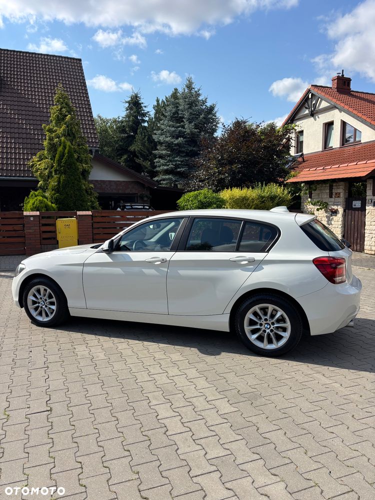 BMW Seria 1 116i - 5