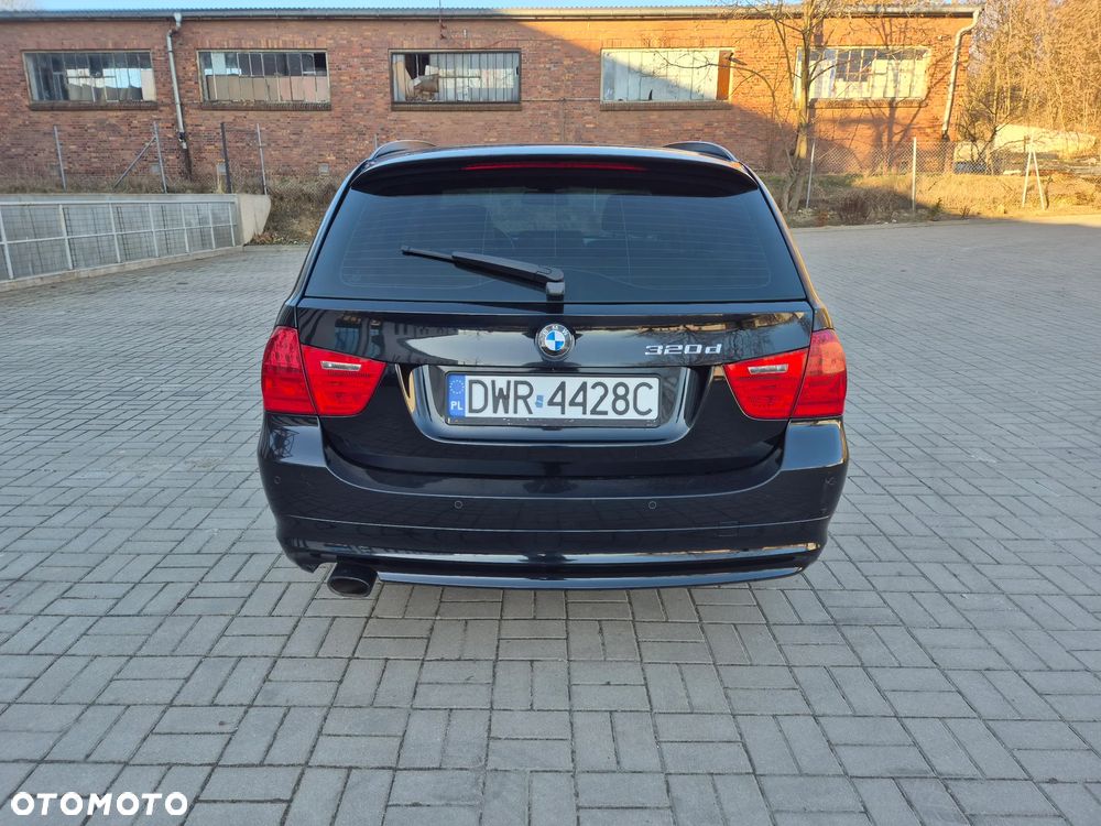 BMW Seria 3 320d - 6