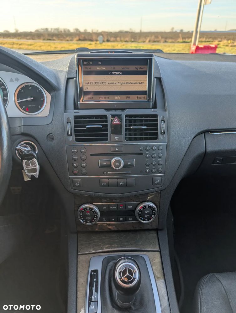 Mercedes-Benz Klasa C 220 CDI DPF Automatik Avantgarde - 18