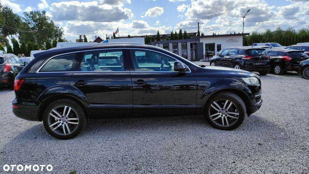 Audi Q7 - 16