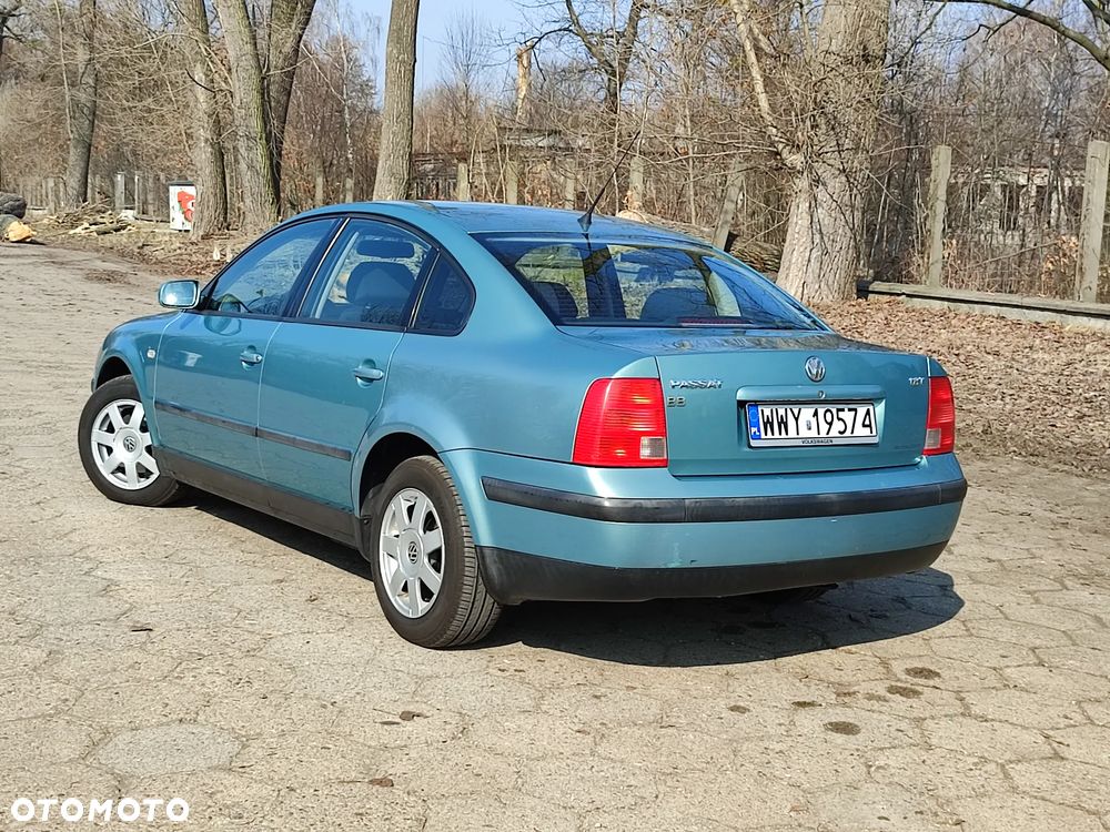 Volkswagen Passat - 3