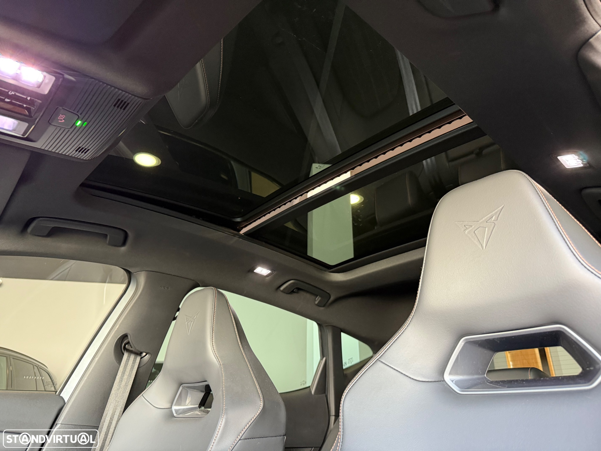Cupra Formentor 1.4 e-Hybrid DSG VZ - 30