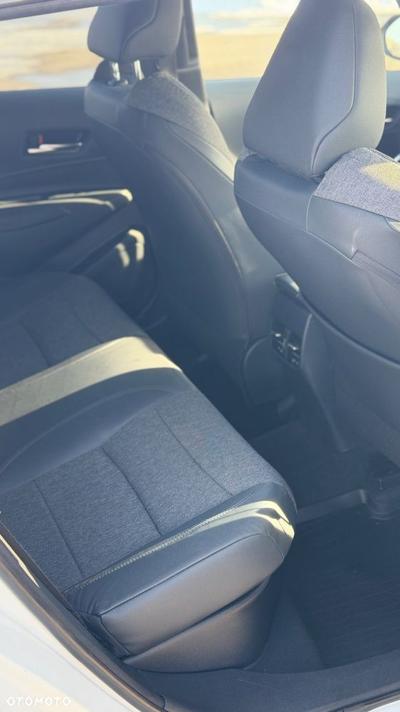 Toyota Corolla 1.8 Hybrid Executive - 25