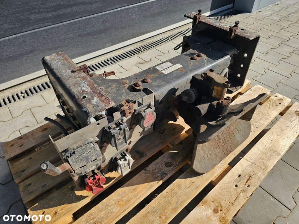 HAK BELKA ZACZEP HAKA VOLVO 20566947 - 2