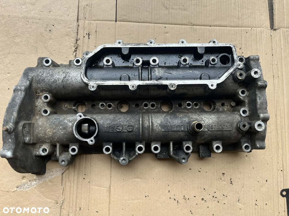 Górny zestaw silnika iveco daily 2.3 HPI - 4