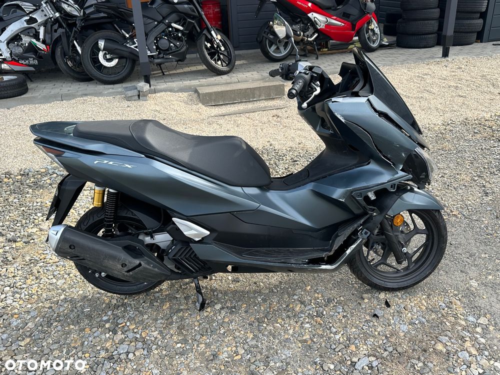 Honda PCX - 1