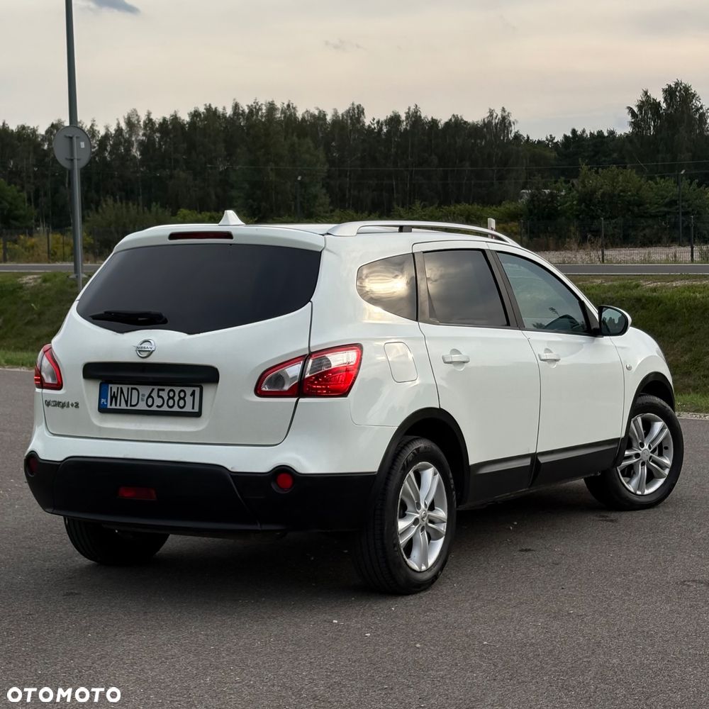 Nissan Qashqai+2 - 6
