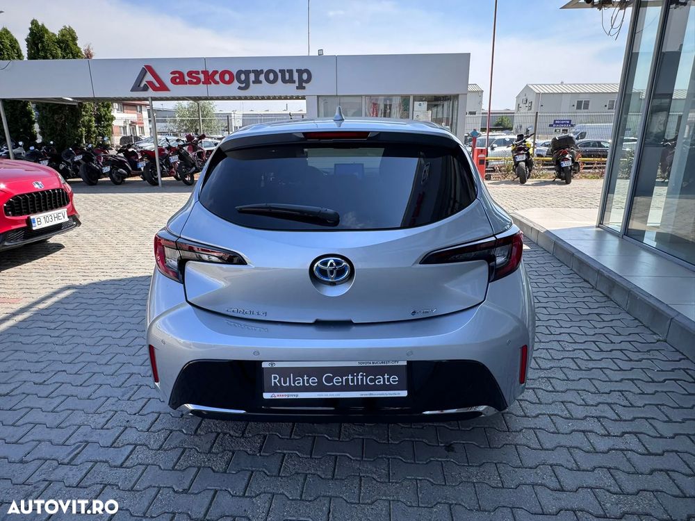 Toyota Corolla - 6