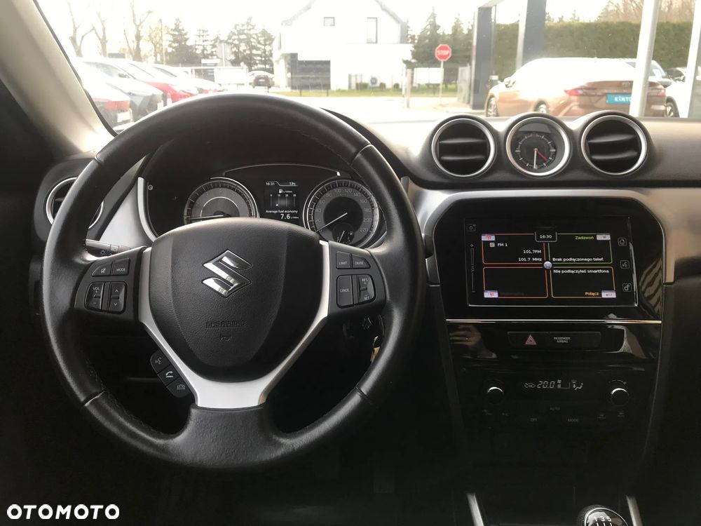 Suzuki Vitara 1.4 Boosterjet Premium 2WD - 27