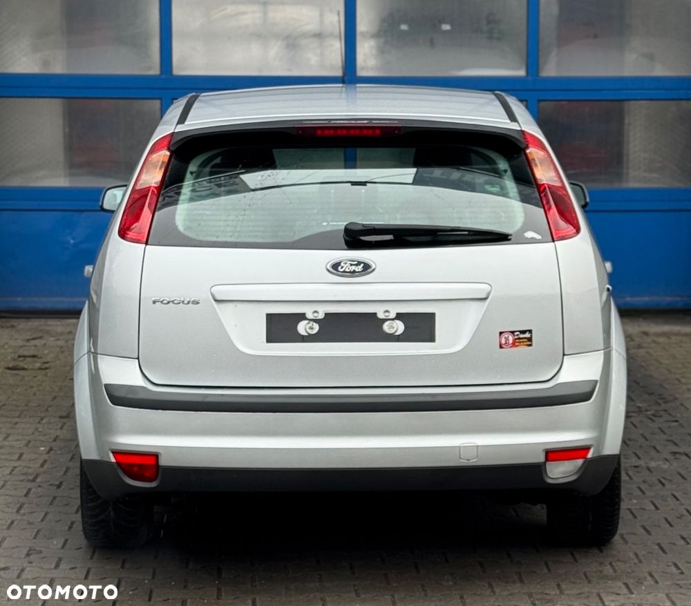 Ford Focus 1.6 16V Style - 19