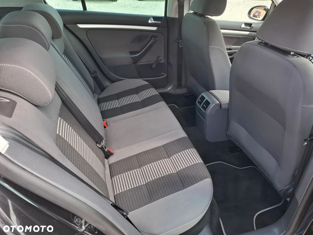Volkswagen Golf 1.6 United - 12