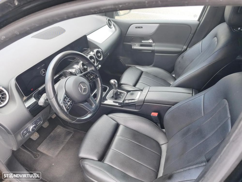Mercedes-Benz B 180 d Edition 2020 - 20