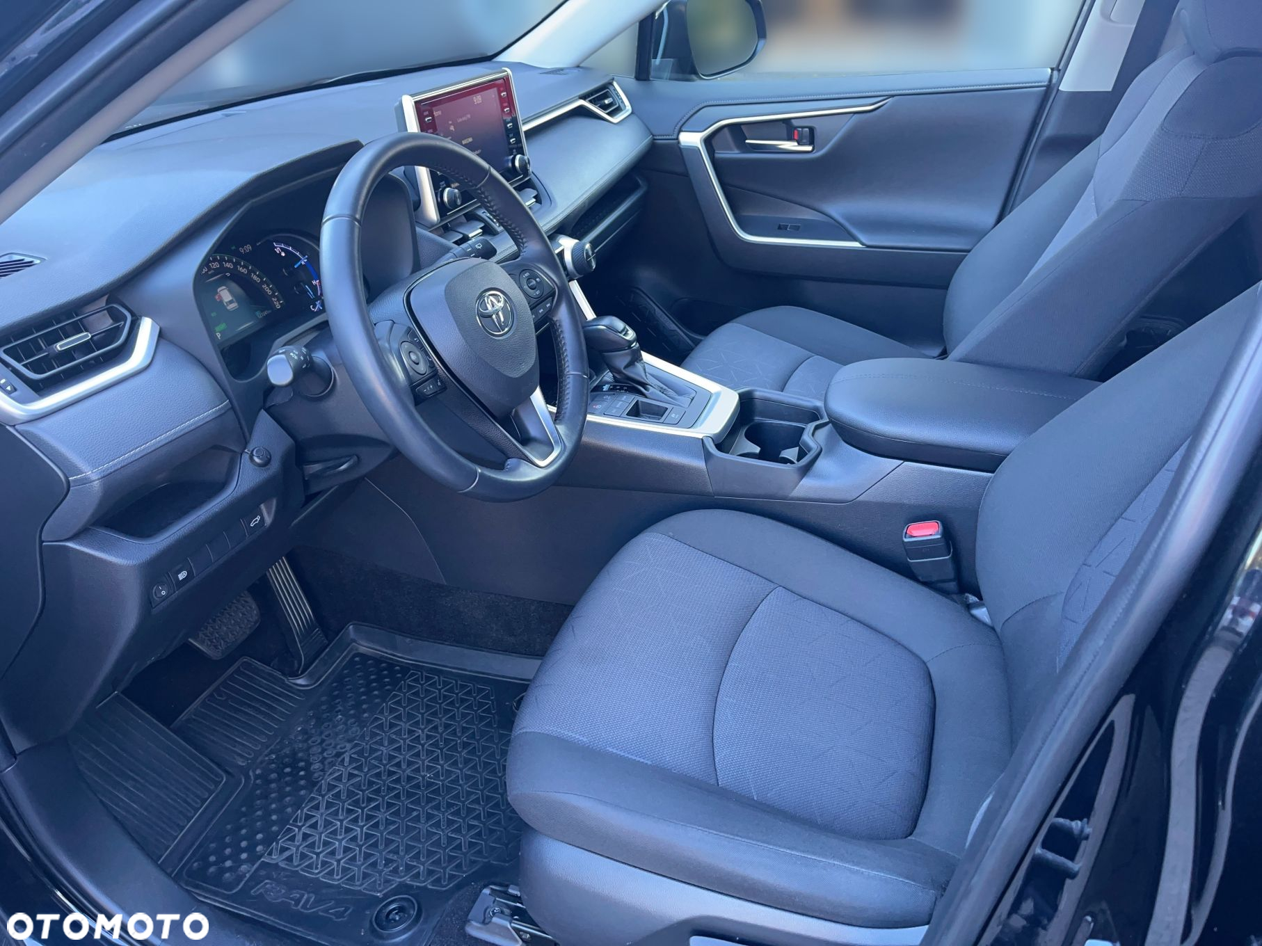 Toyota RAV4 2.5 Hybrid Comfort 4x2 - 7