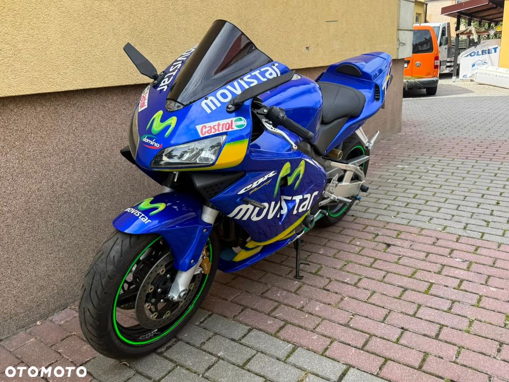 Honda CBR - 17