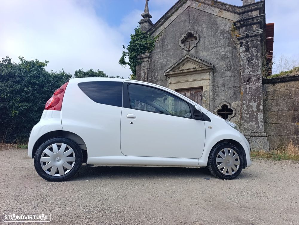 Peugeot 107 1.4 HDi Trendy - 8