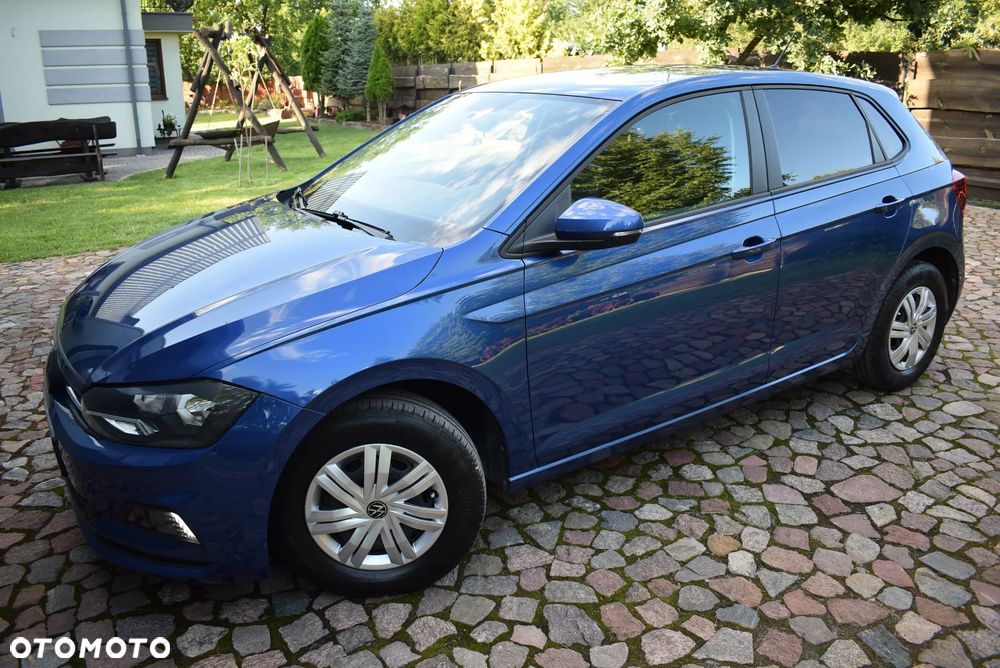 Volkswagen Polo - 2