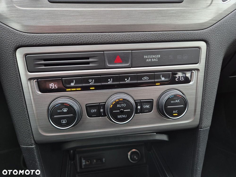 Volkswagen Golf Sportsvan SV 1.4 TSI BMT Comfortline - 22