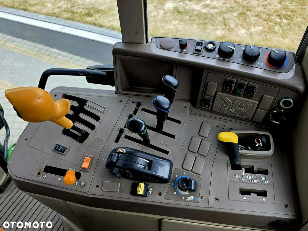 John Deere 6150 M - 9