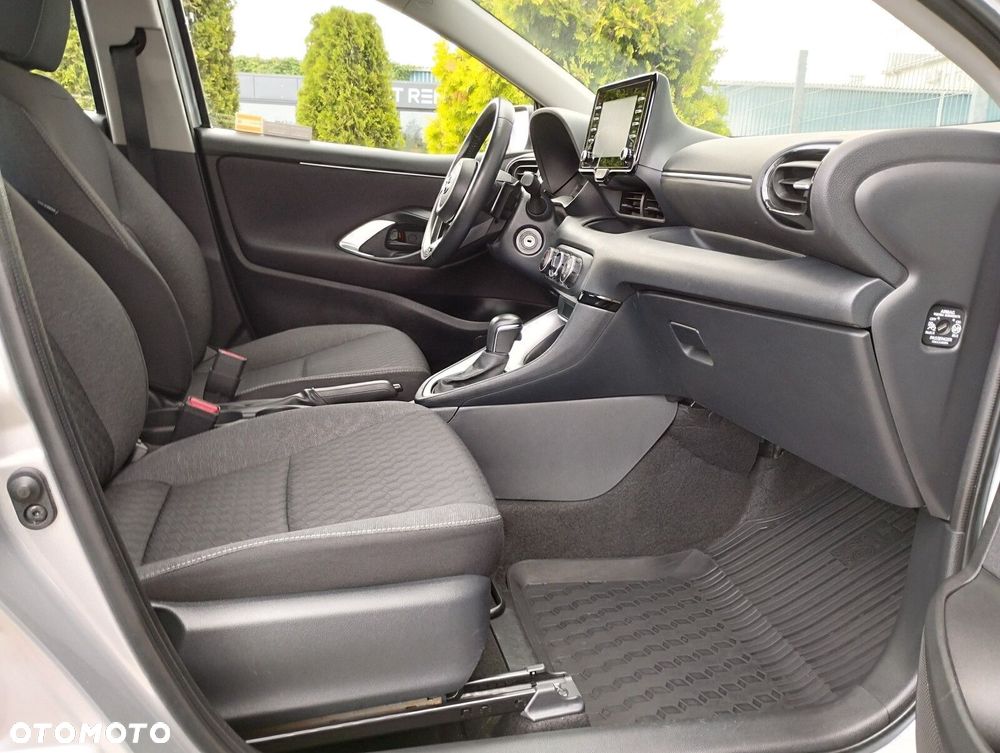 Toyota Yaris 1.5 Comfort CVT - 9