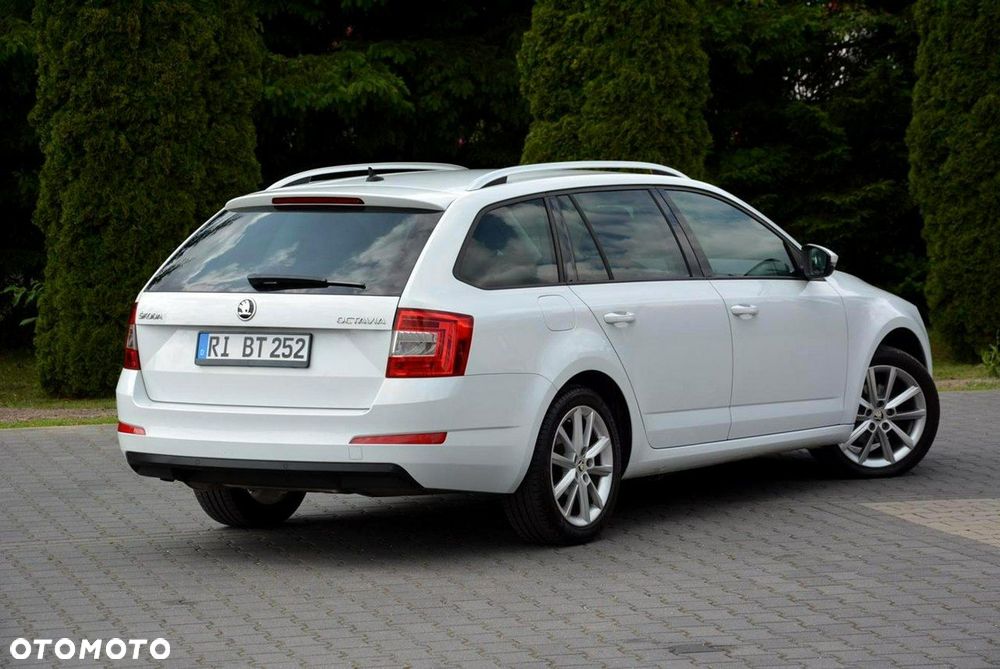 Skoda Octavia 2.0 TDI (Green tec) DSG Style - 14