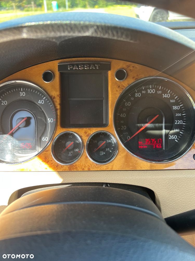 Volkswagen Passat 2.0 TDI DPF Highline DSG - 10