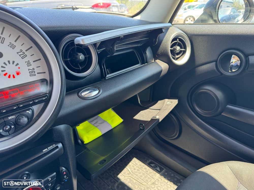 MINI Coupé Cooper SD - 22