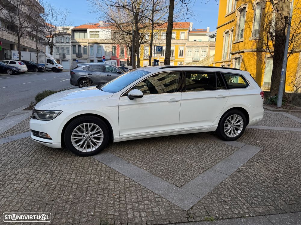 VW Passat Variant 2.0 TDi Confortline - 16