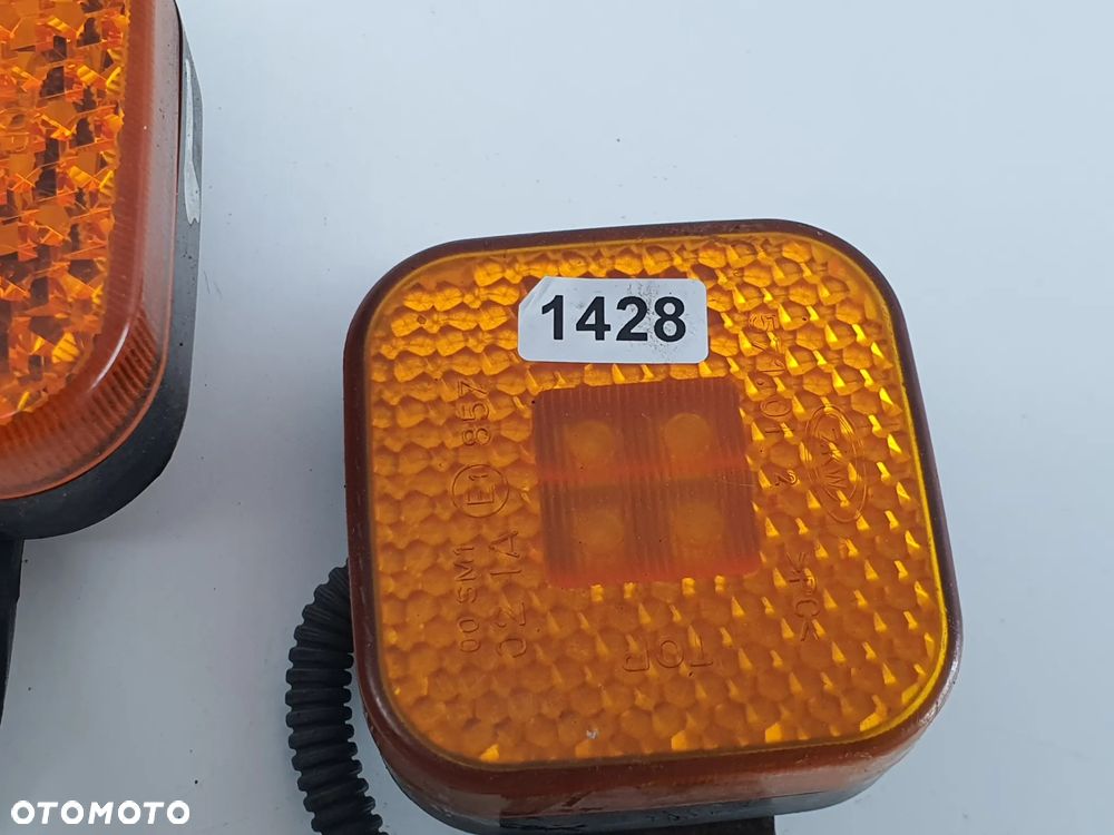 LAMPA OBRYSOWA  MAN  IVECO SCANIA RENAULT MERCEDES - 8
