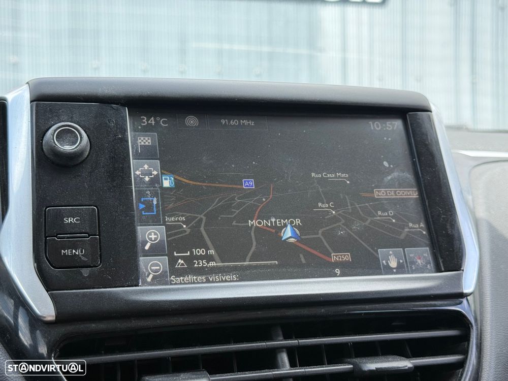 Peugeot 208 1.6 BlueHDi Style - 6