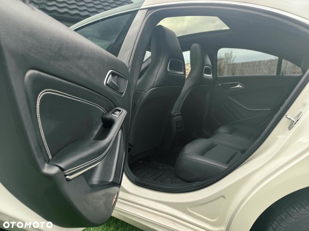 Mercedes-Benz CLA 250 7G-DCT - 5