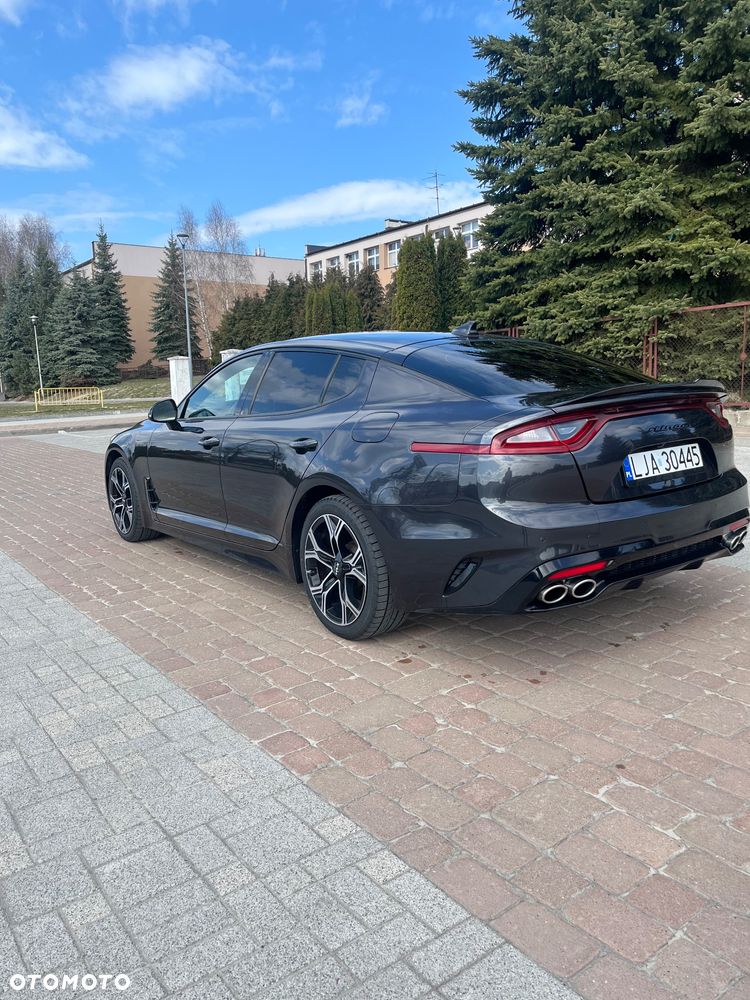 Kia Stinger 2.0 T-GDI GT Line - 4