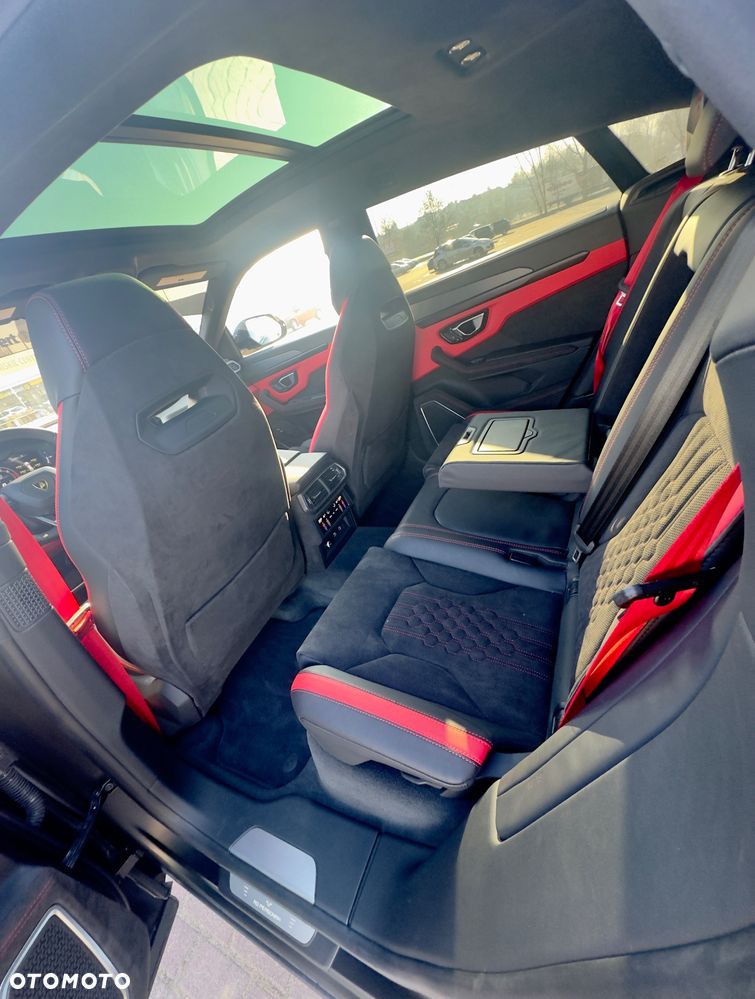 Lamborghini Urus - 19