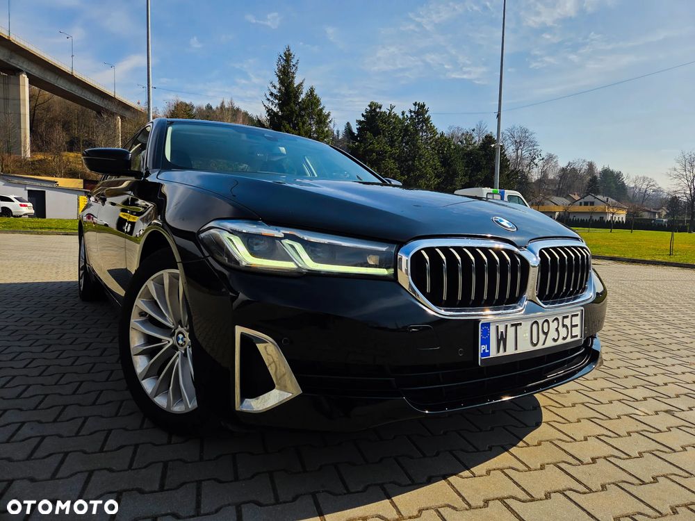 BMW Seria 5 520i Luxury Line sport - 2
