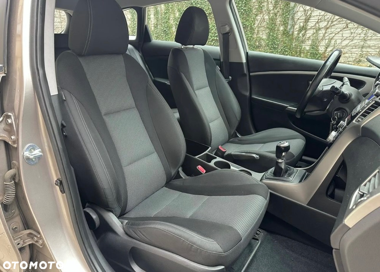 Hyundai i30 - 15