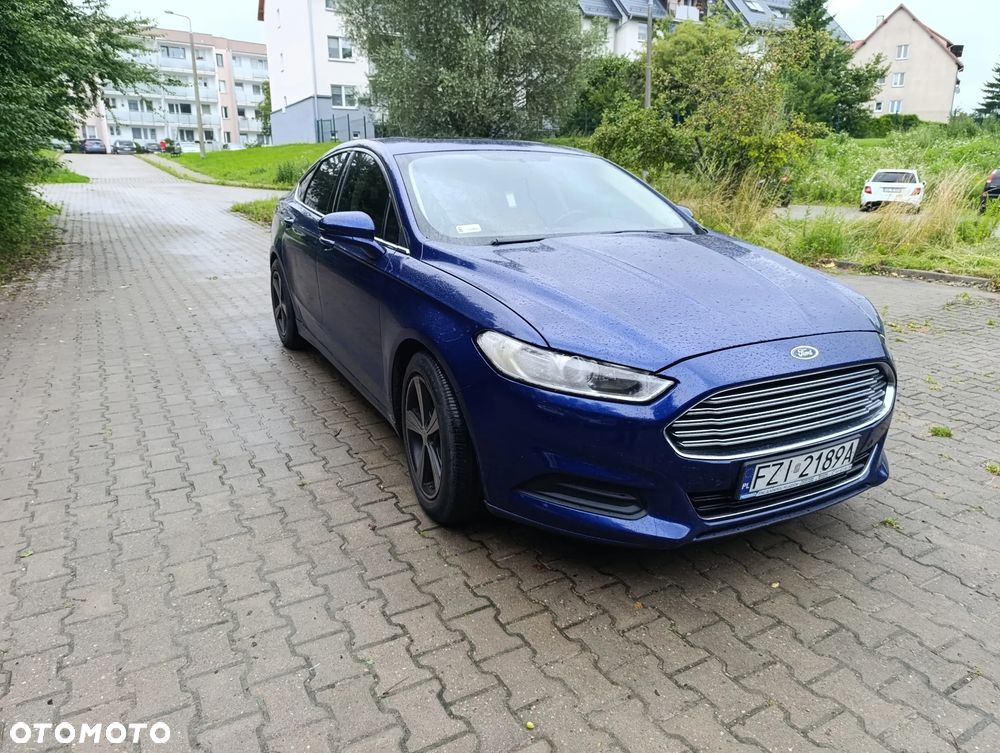Ford Fusion - 2