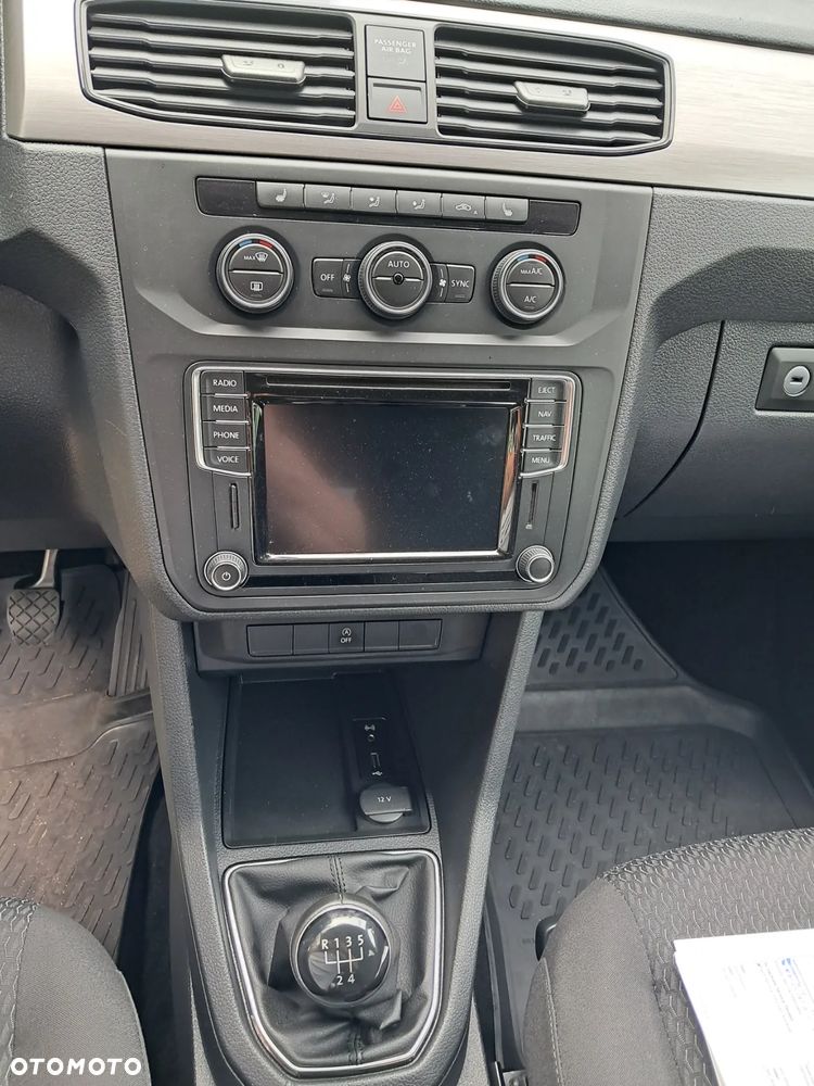 Volkswagen Caddy - 13
