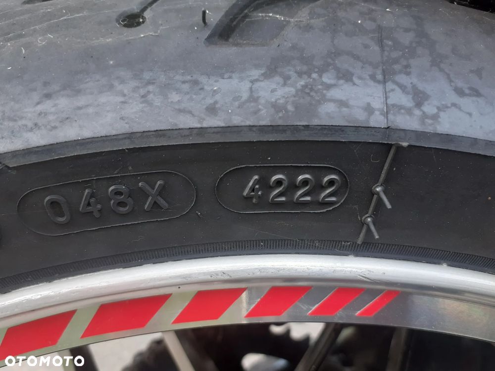 Kawasaki Z 900 RS - 18