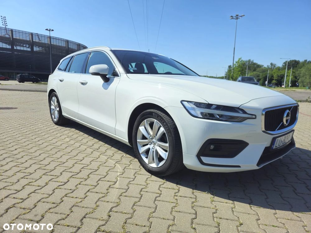 Volvo V60 B4 D Momentum Pro - 17