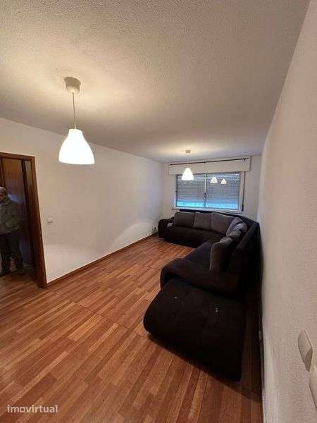Apartamento Santo António dos cavaleiros - Grande imagem: 2/7