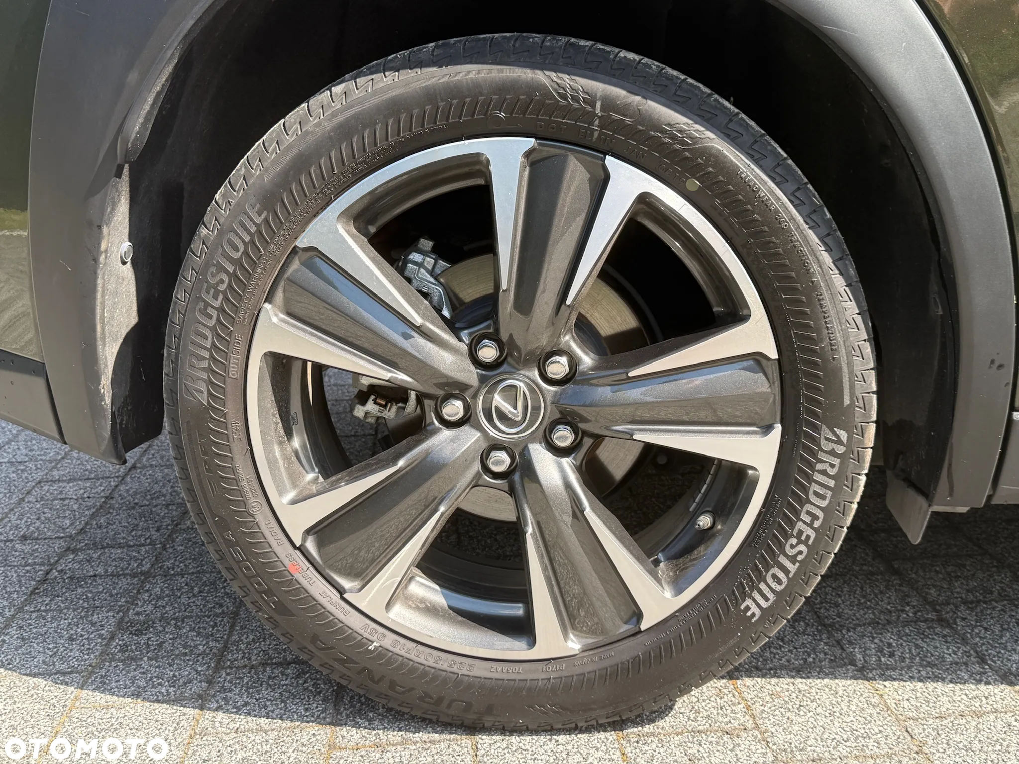 Lexus UX 250h (E-FOUR) Executive Line - 21